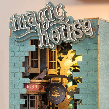 Magic House DIY Book Nook